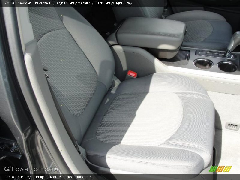 Cyber Gray Metallic / Dark Gray/Light Gray 2009 Chevrolet Traverse LT