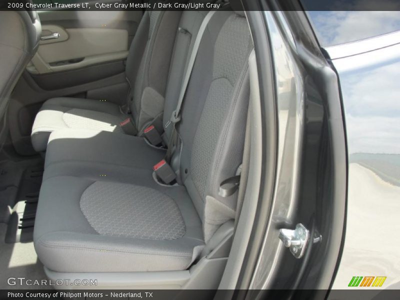 Cyber Gray Metallic / Dark Gray/Light Gray 2009 Chevrolet Traverse LT