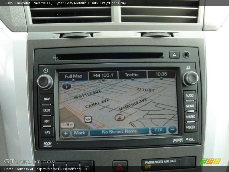 Cyber Gray Metallic / Dark Gray/Light Gray 2009 Chevrolet Traverse LT