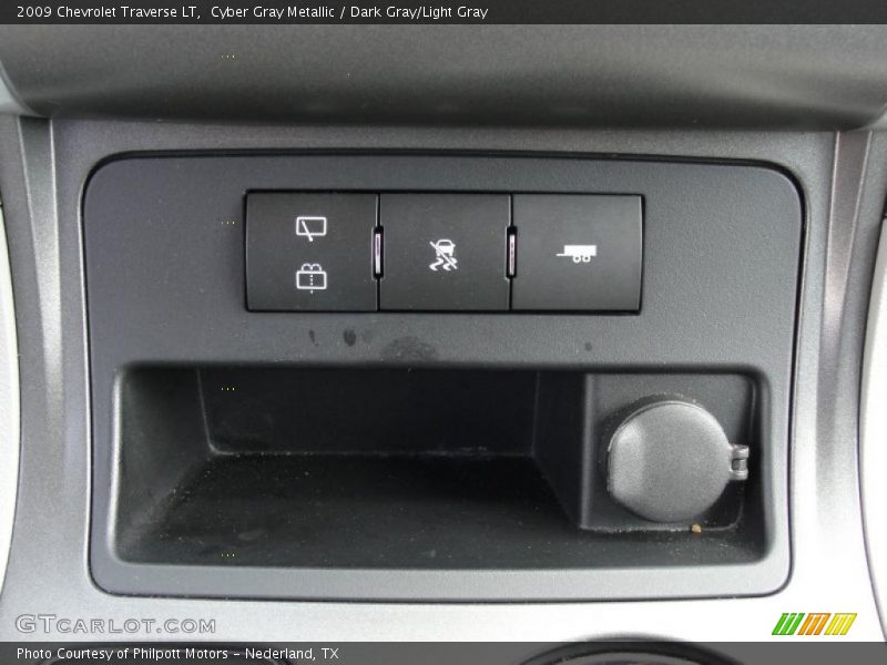 Cyber Gray Metallic / Dark Gray/Light Gray 2009 Chevrolet Traverse LT