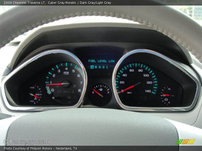 Cyber Gray Metallic / Dark Gray/Light Gray 2009 Chevrolet Traverse LT