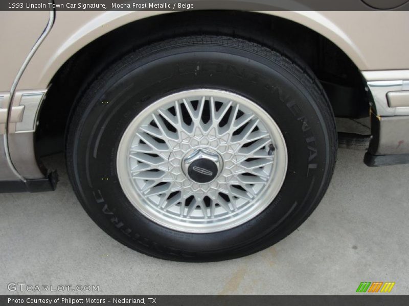  1993 Town Car Signature Wheel
