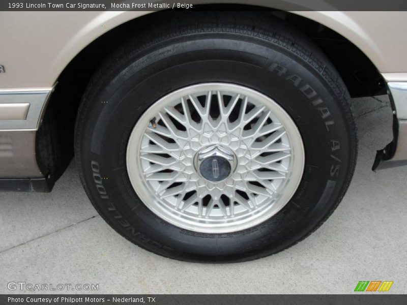  1993 Town Car Signature Wheel