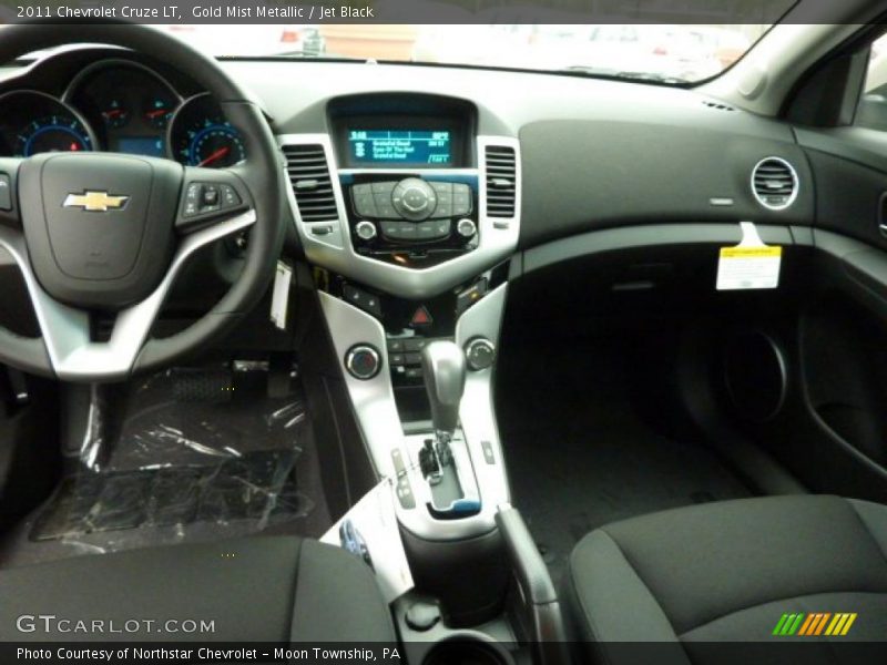 Gold Mist Metallic / Jet Black 2011 Chevrolet Cruze LT