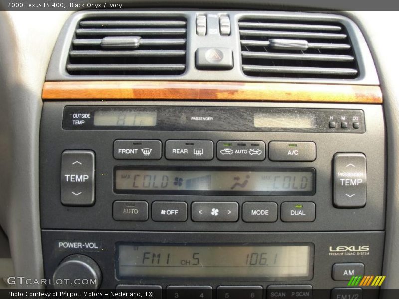 Black Onyx / Ivory 2000 Lexus LS 400