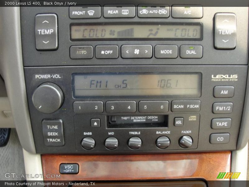 Black Onyx / Ivory 2000 Lexus LS 400