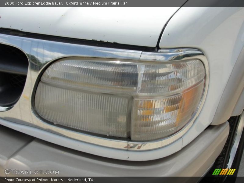 Oxford White / Medium Prairie Tan 2000 Ford Explorer Eddie Bauer