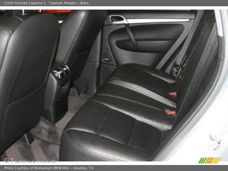 Titanium Metallic / Black 2004 Porsche Cayenne S