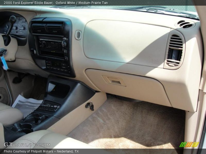 Oxford White / Medium Prairie Tan 2000 Ford Explorer Eddie Bauer