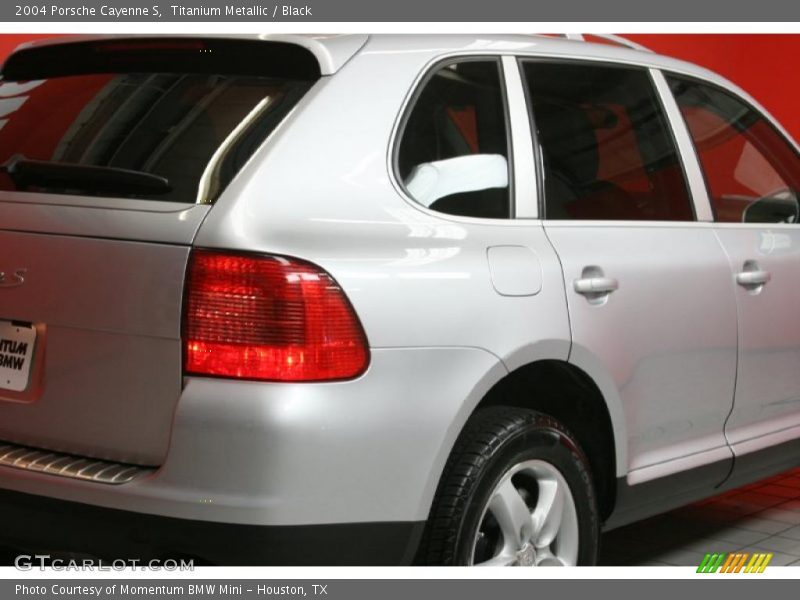 Titanium Metallic / Black 2004 Porsche Cayenne S
