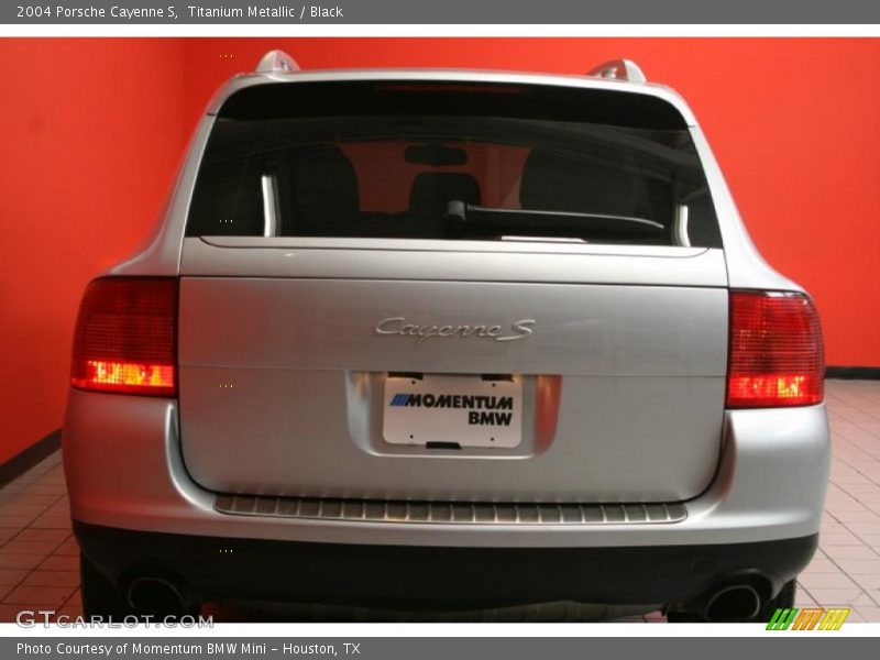 Titanium Metallic / Black 2004 Porsche Cayenne S
