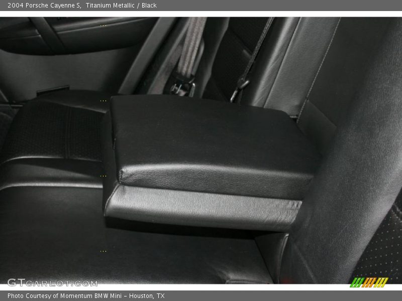 Titanium Metallic / Black 2004 Porsche Cayenne S