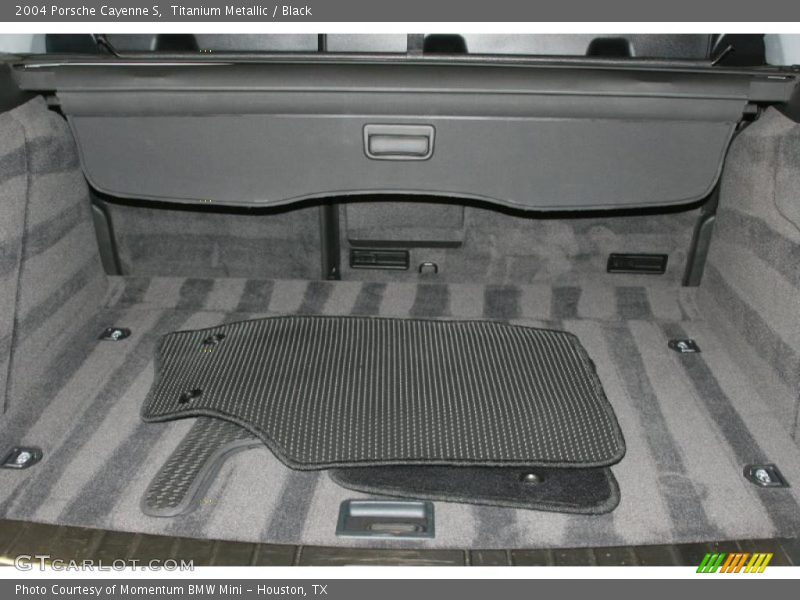 Titanium Metallic / Black 2004 Porsche Cayenne S