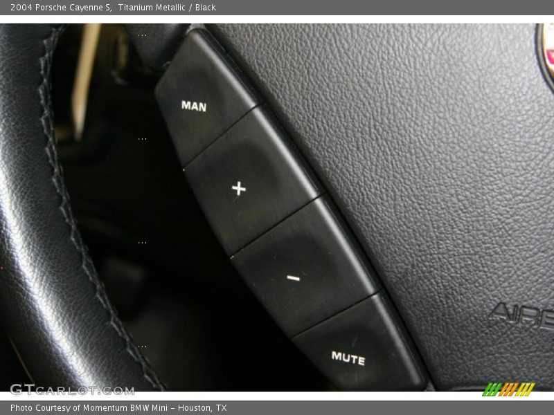 Titanium Metallic / Black 2004 Porsche Cayenne S