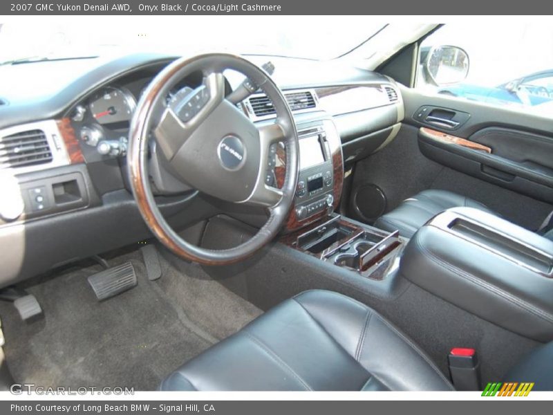 Onyx Black / Cocoa/Light Cashmere 2007 GMC Yukon Denali AWD