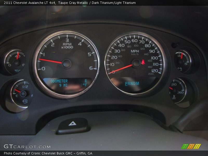 Taupe Gray Metallic / Dark Titanium/Light Titanium 2011 Chevrolet Avalanche LT 4x4