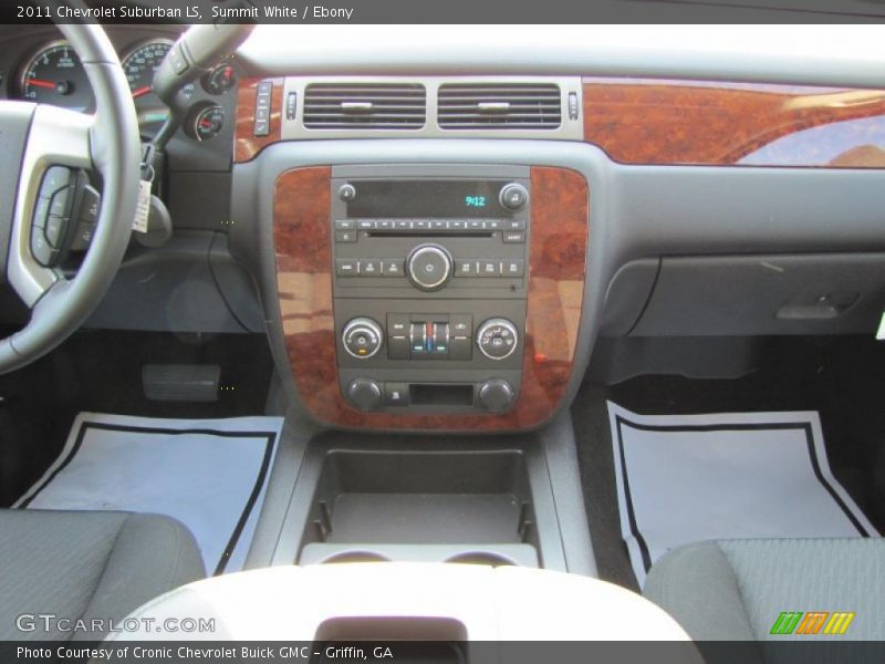 Controls of 2011 Suburban LS