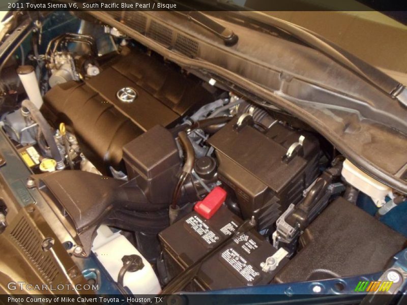 South Pacific Blue Pearl / Bisque 2011 Toyota Sienna V6