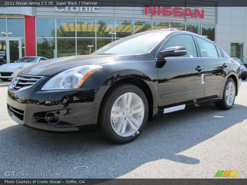 Super Black / Charcoal 2011 Nissan Altima 3.5 SR
