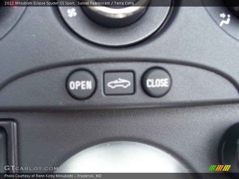 Sunset Pearlescent / Terra Cotta 2012 Mitsubishi Eclipse Spyder GS Sport