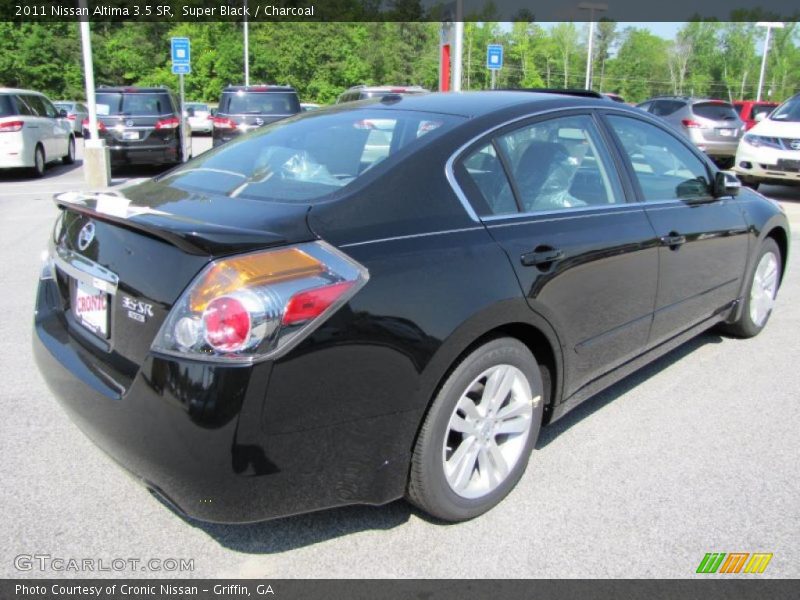 Super Black / Charcoal 2011 Nissan Altima 3.5 SR