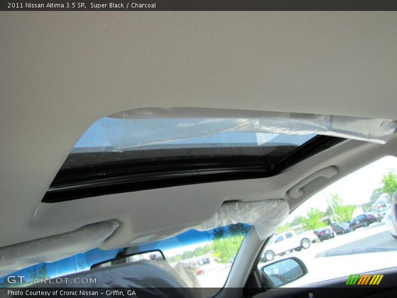 Super Black / Charcoal 2011 Nissan Altima 3.5 SR