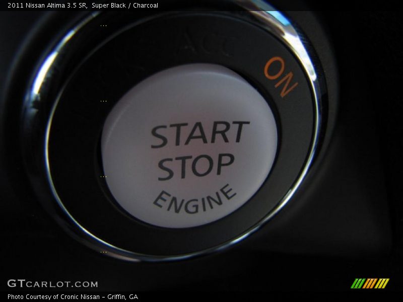 Controls of 2011 Altima 3.5 SR