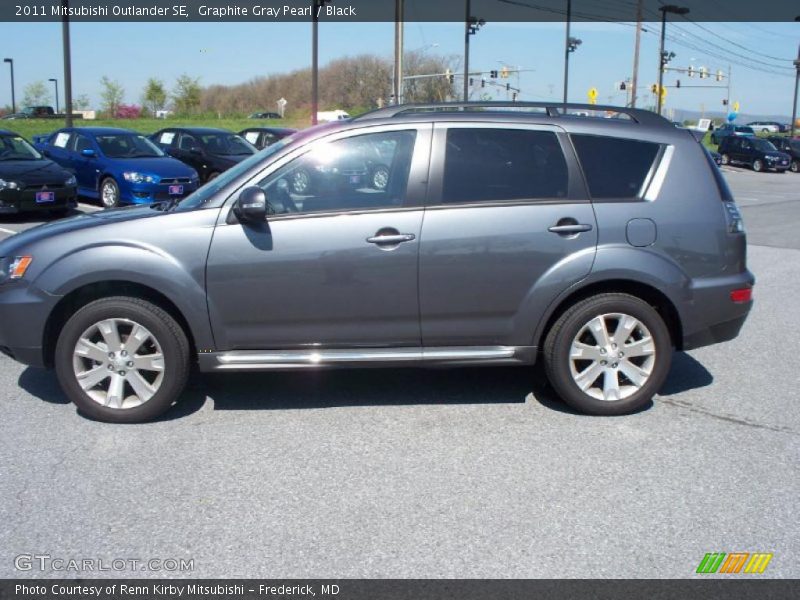 Graphite Gray Pearl / Black 2011 Mitsubishi Outlander SE