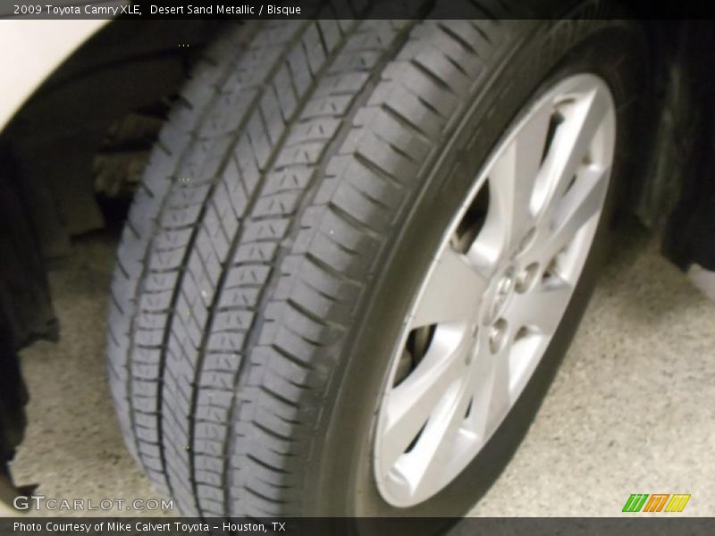 Desert Sand Metallic / Bisque 2009 Toyota Camry XLE