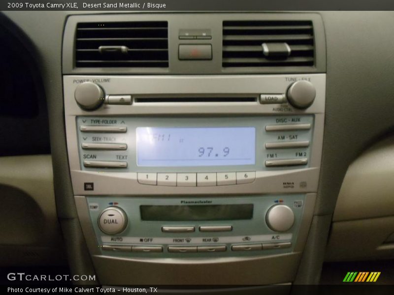 Desert Sand Metallic / Bisque 2009 Toyota Camry XLE