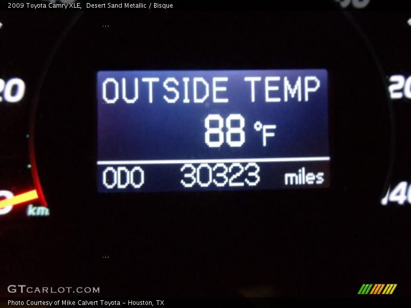 Desert Sand Metallic / Bisque 2009 Toyota Camry XLE