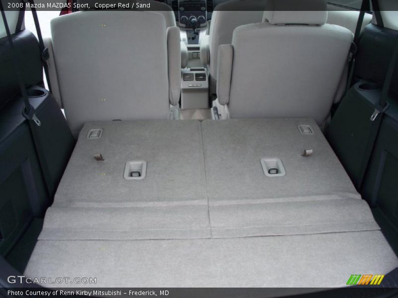  2008 MAZDA5 Sport Trunk