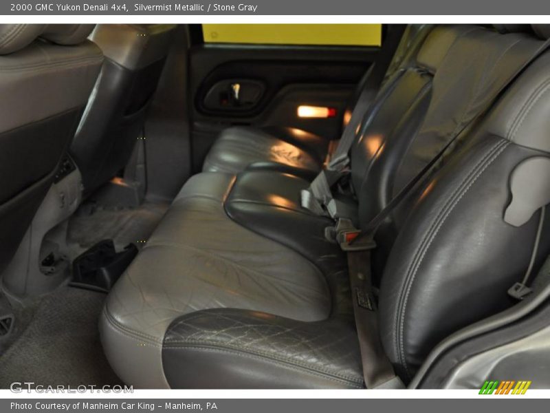 Silvermist Metallic / Stone Gray 2000 GMC Yukon Denali 4x4