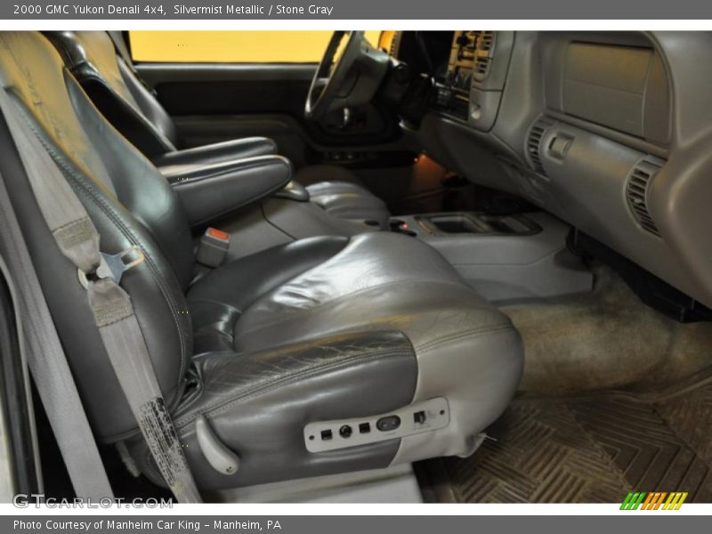 Silvermist Metallic / Stone Gray 2000 GMC Yukon Denali 4x4
