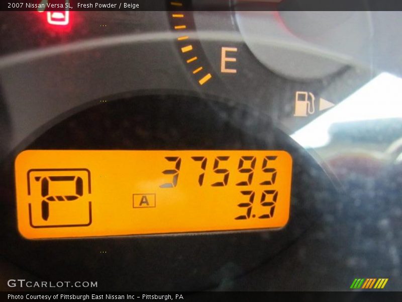 Fresh Powder / Beige 2007 Nissan Versa SL