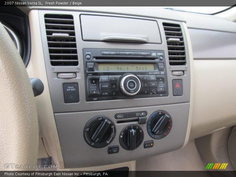 Fresh Powder / Beige 2007 Nissan Versa SL