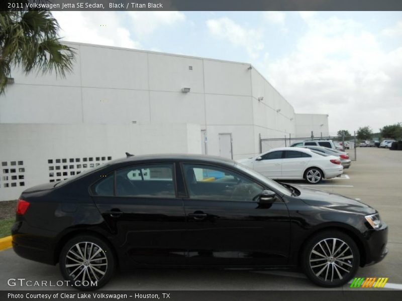 Black / Titan Black 2011 Volkswagen Jetta SE Sedan