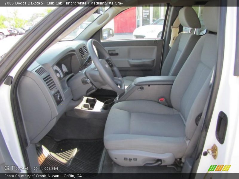 Bright White / Medium Slate Gray 2005 Dodge Dakota ST Club Cab