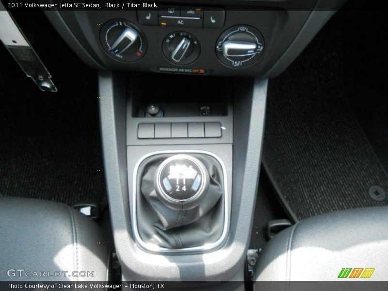  2011 Jetta SE Sedan 5 Speed Manual Shifter