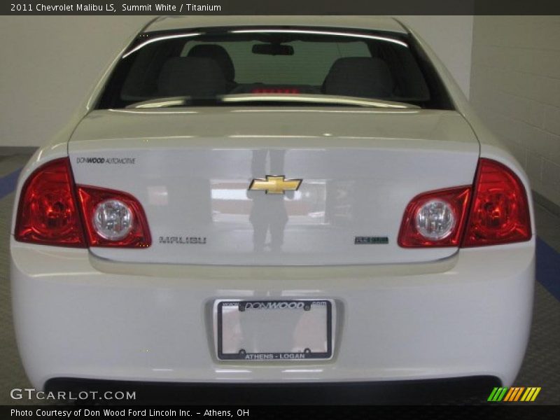 Summit White / Titanium 2011 Chevrolet Malibu LS