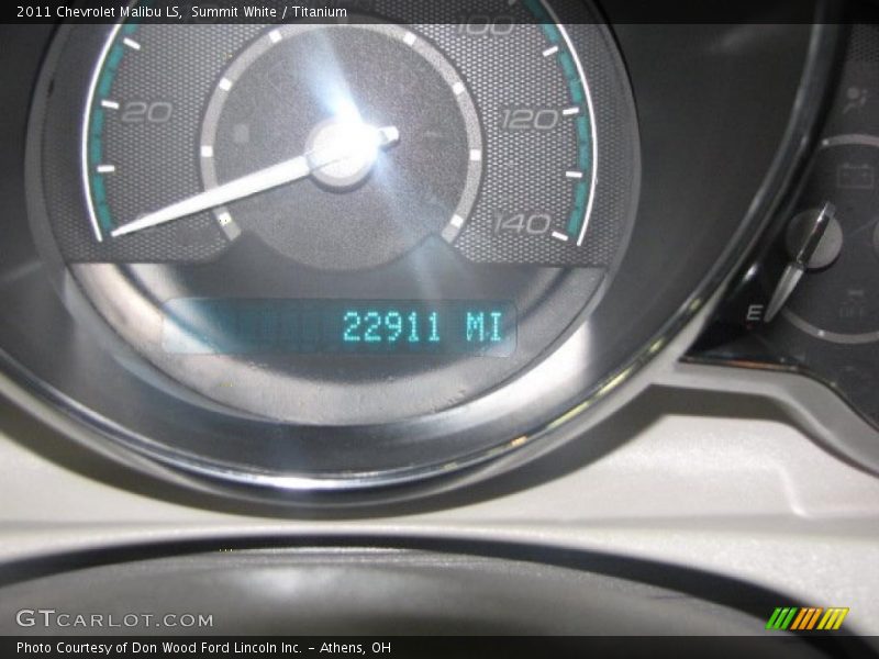 Summit White / Titanium 2011 Chevrolet Malibu LS