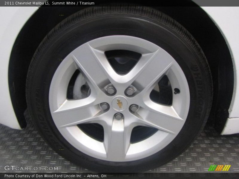 Summit White / Titanium 2011 Chevrolet Malibu LS