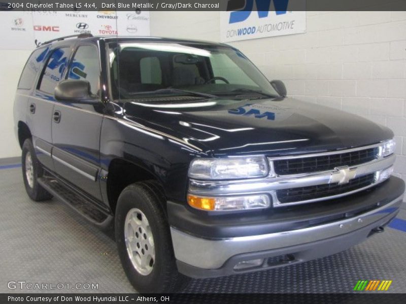 Dark Blue Metallic / Gray/Dark Charcoal 2004 Chevrolet Tahoe LS 4x4
