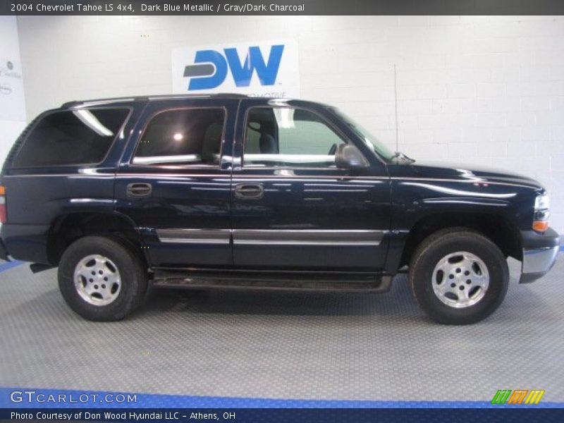 Dark Blue Metallic / Gray/Dark Charcoal 2004 Chevrolet Tahoe LS 4x4