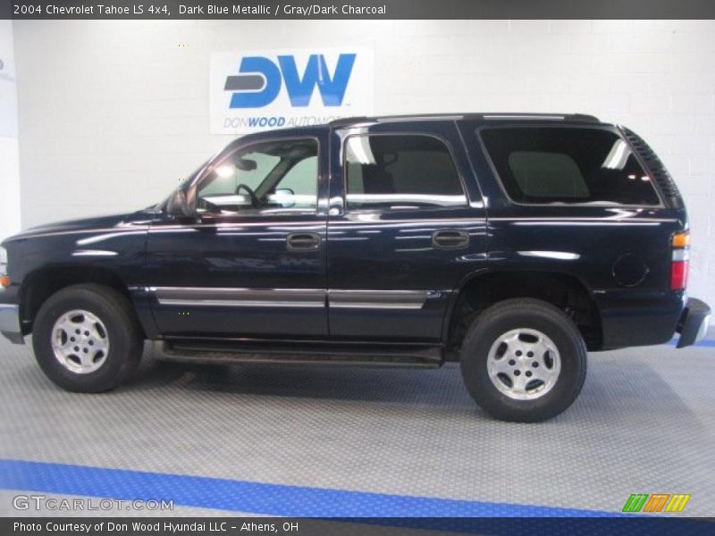 Dark Blue Metallic / Gray/Dark Charcoal 2004 Chevrolet Tahoe LS 4x4