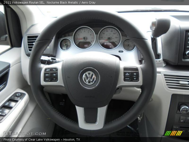  2011 Routan SEL Steering Wheel