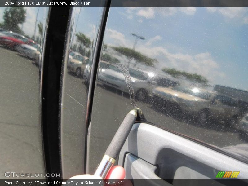 Black / Tan 2004 Ford F150 Lariat SuperCrew