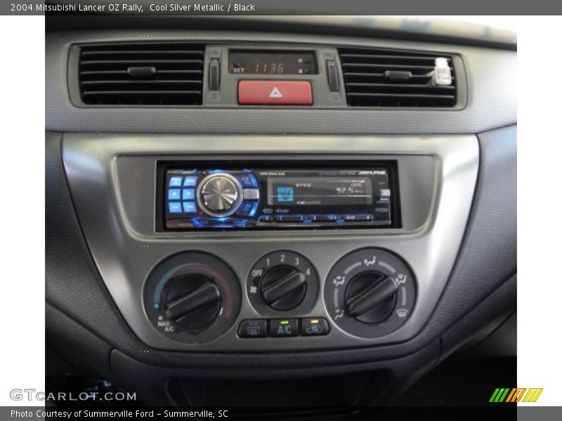 Cool Silver Metallic / Black 2004 Mitsubishi Lancer OZ Rally