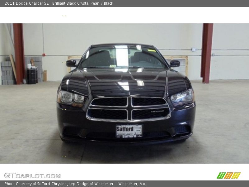 Brilliant Black Crystal Pearl / Black 2011 Dodge Charger SE