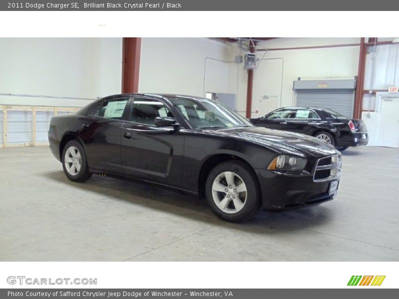 Brilliant Black Crystal Pearl / Black 2011 Dodge Charger SE